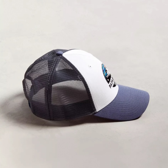 [SOLD] Patagonia Fitz Roy Lopro Trucker Hat - Picture 2 of 4